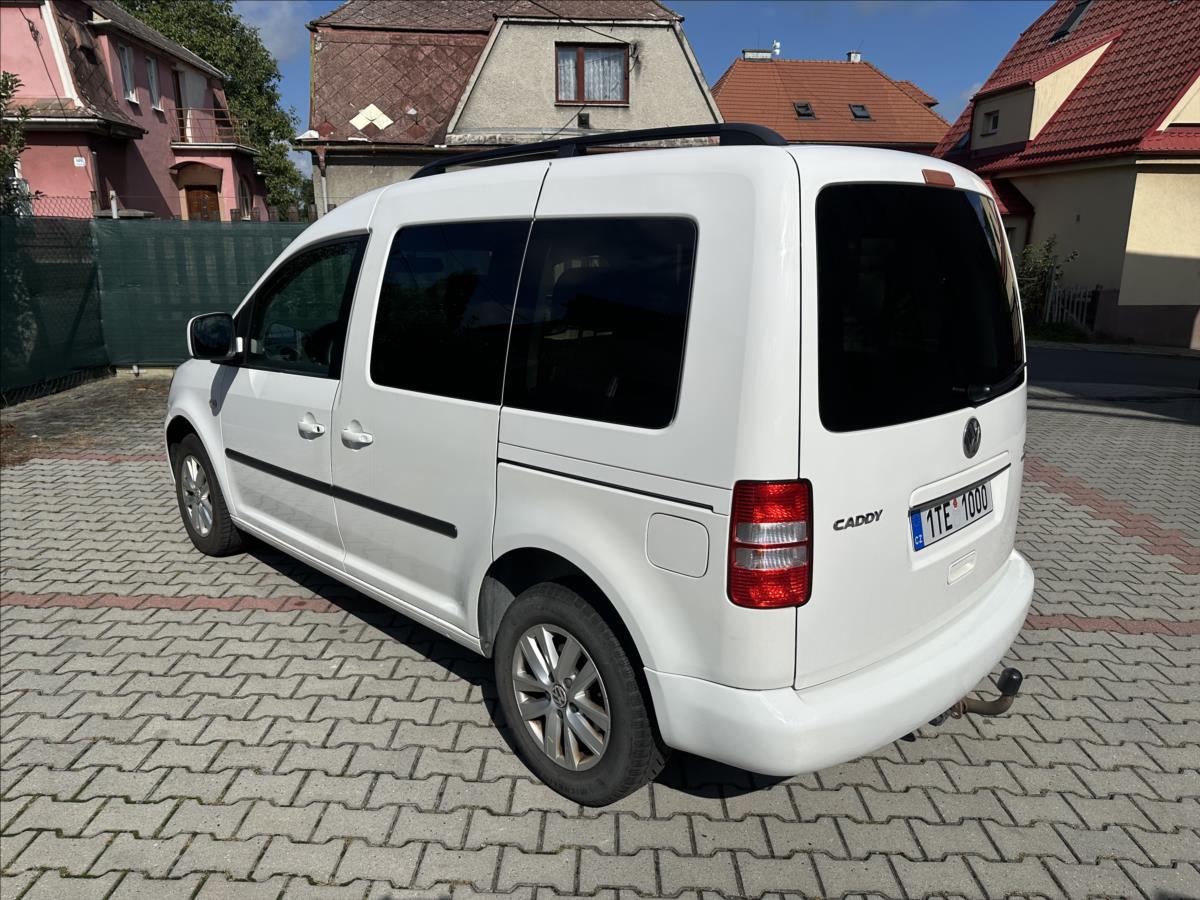 volkswagen-caddy-1-6-tdi-po-velkem-servise - 6