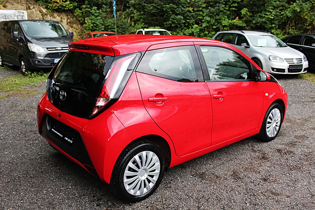 toyota-aygo-1-0i-51-kw-klima - 6