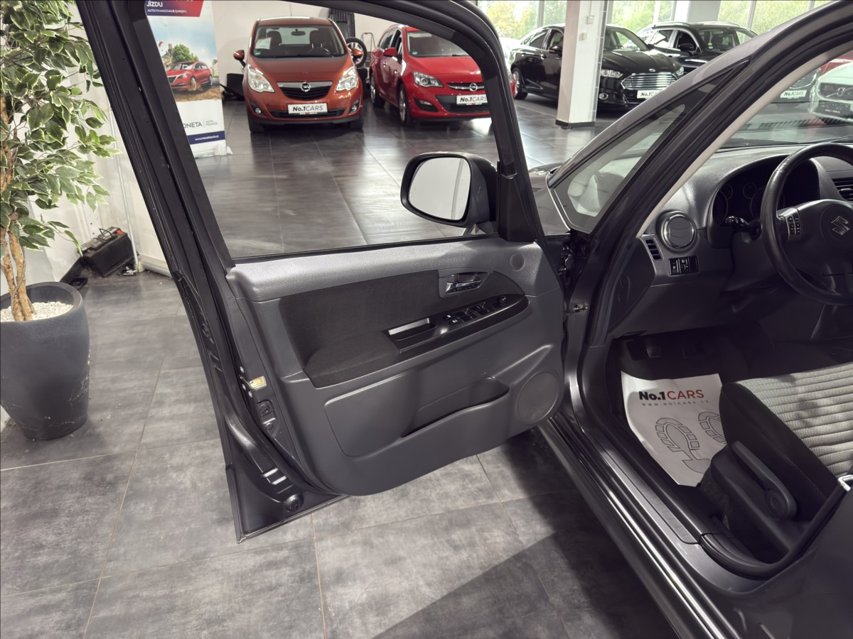 suzuki-sx4-1-6-vvt-sport-line-keyless - 5