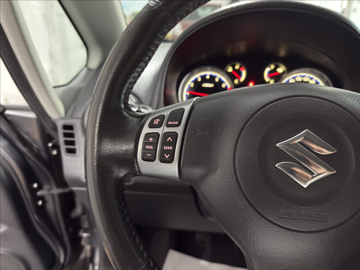 suzuki-sx4-1-6-vvt-sport-line-keyless - 9