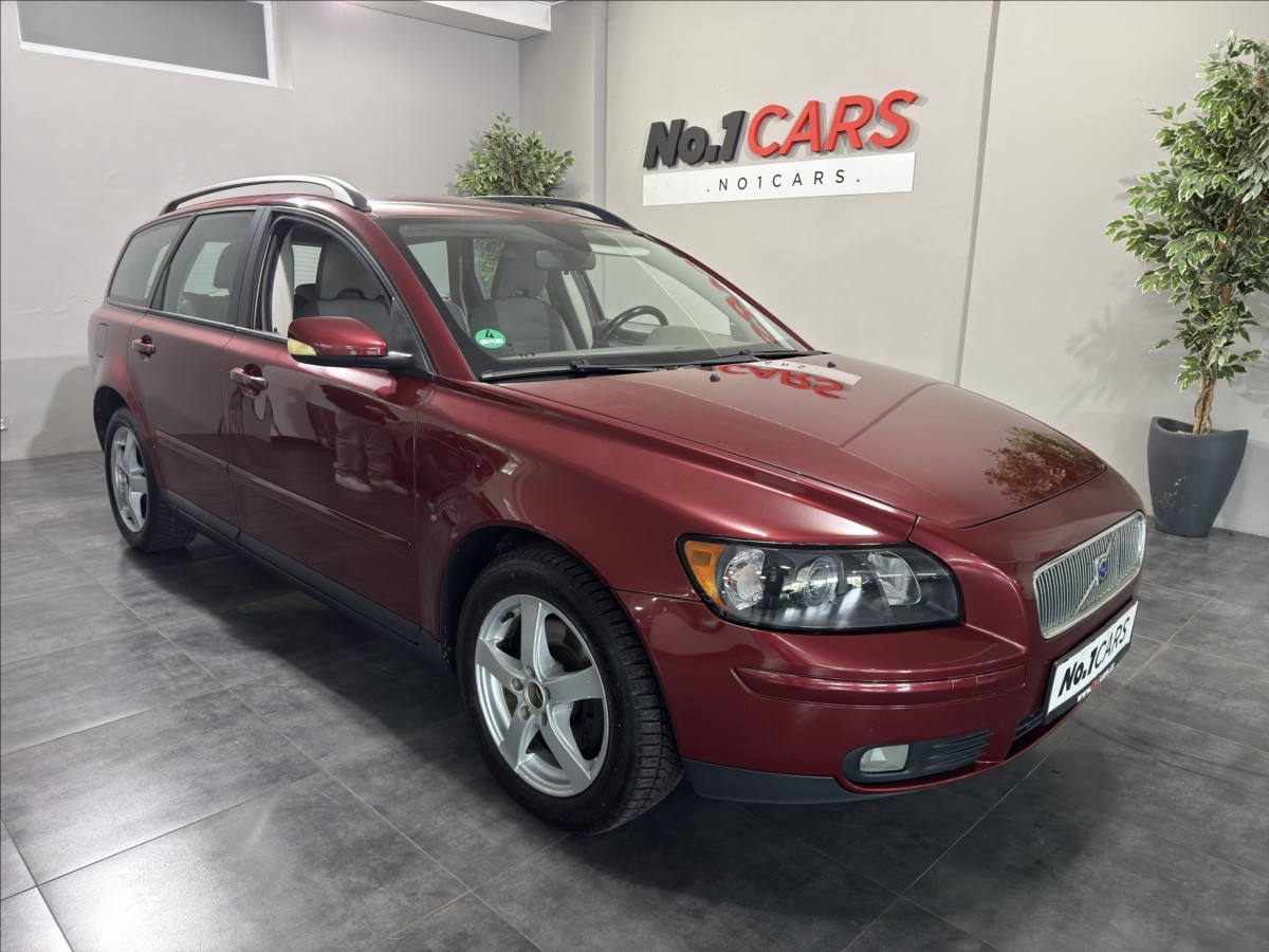 volvo-v50-2-0-d-100kw-krasny-stav-tz - 1