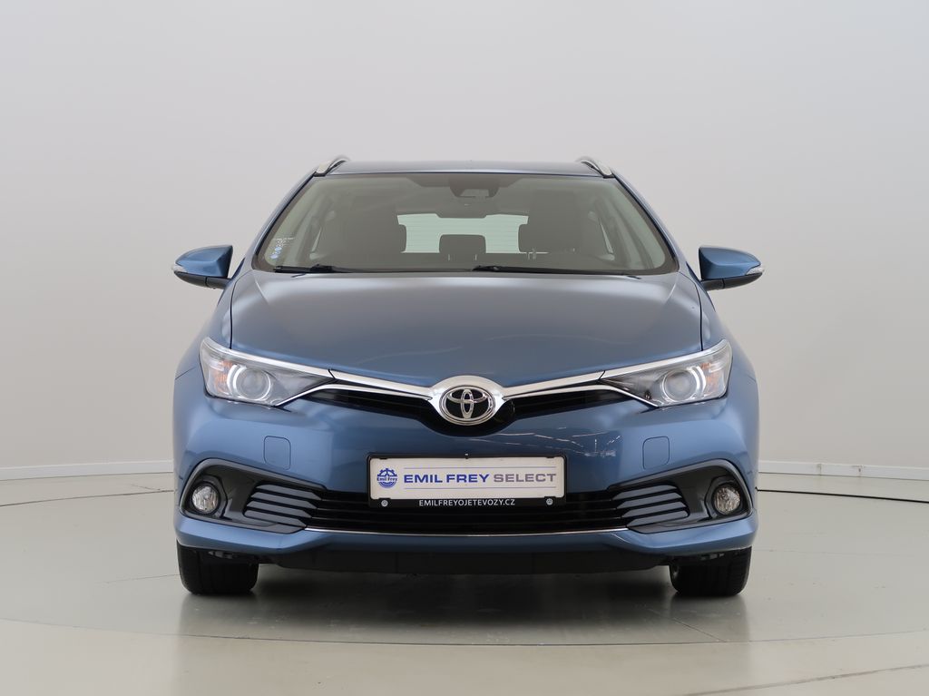 toyota-auris-1-6valvematic-97kw-manual-cz - 1