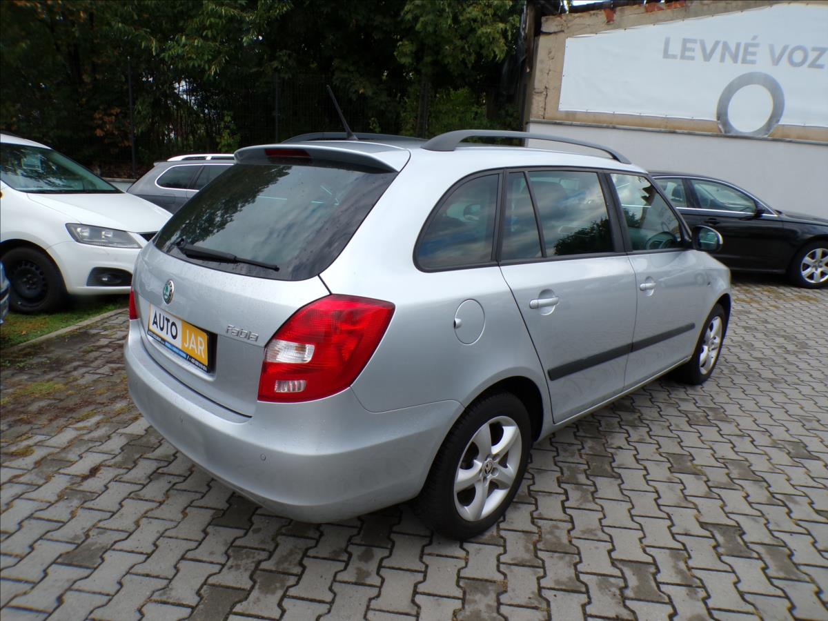 skoda-fabia-1-2-tsi-digi-klima - 4