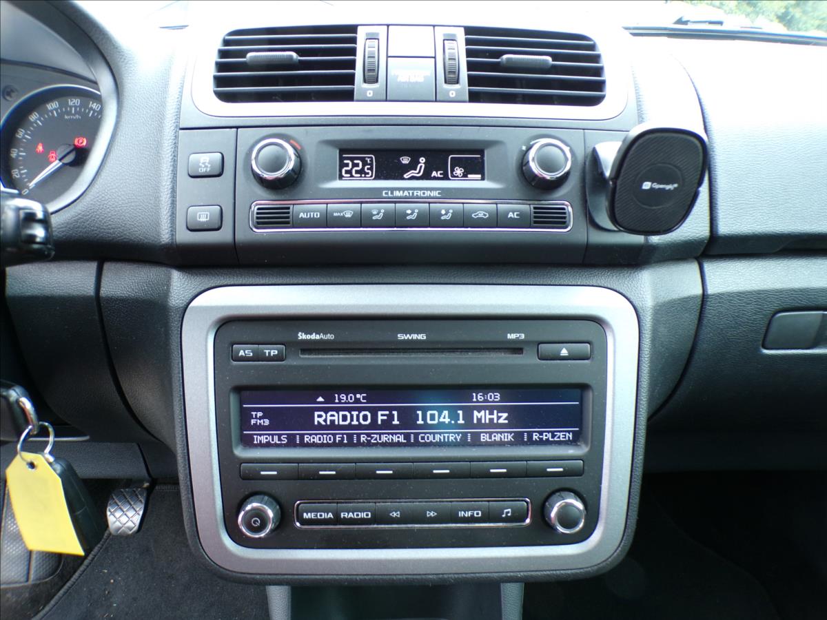 skoda-fabia-1-2-tsi-digi-klima - 8