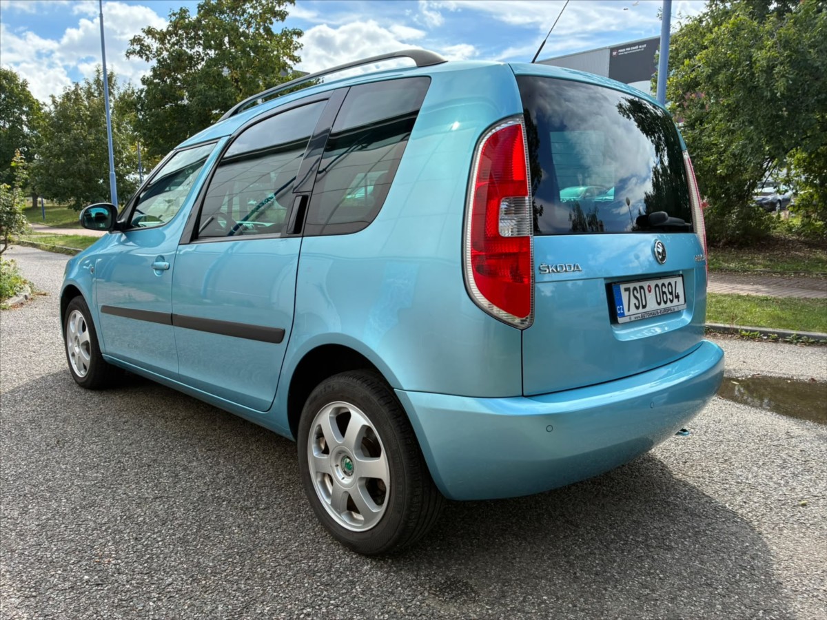 skoda-roomster-1-4-tsi-ambition-plus-edition - 2