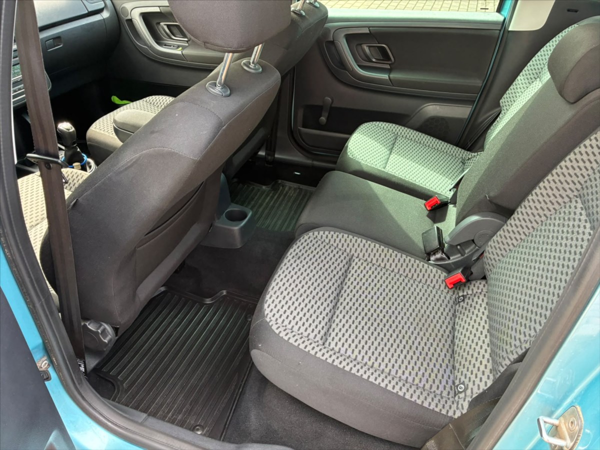 skoda-roomster-1-4-tsi-ambition-plus-edition - 9