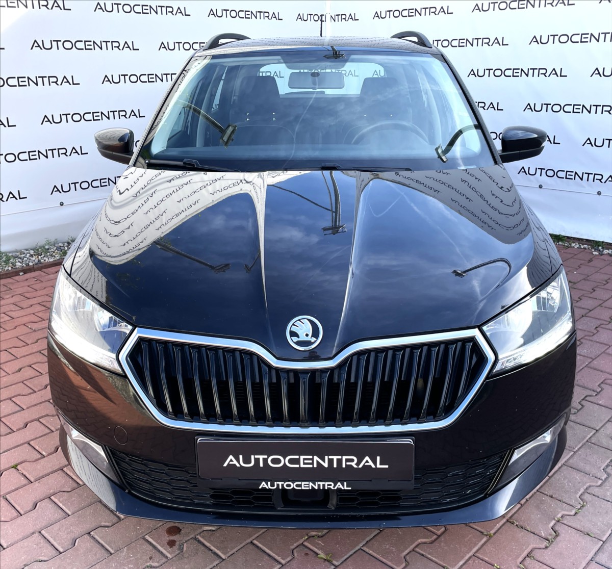 skoda-fabia-1-0-tsi-po-servisu-1-maj-cr - 1
