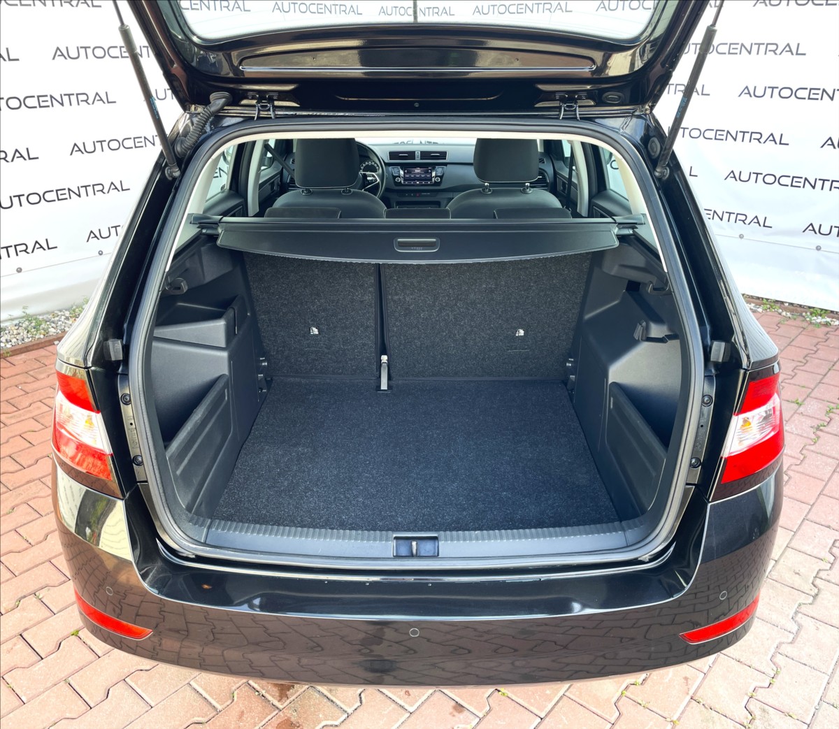 skoda-fabia-1-0-tsi-po-servisu-1-maj-cr - 9