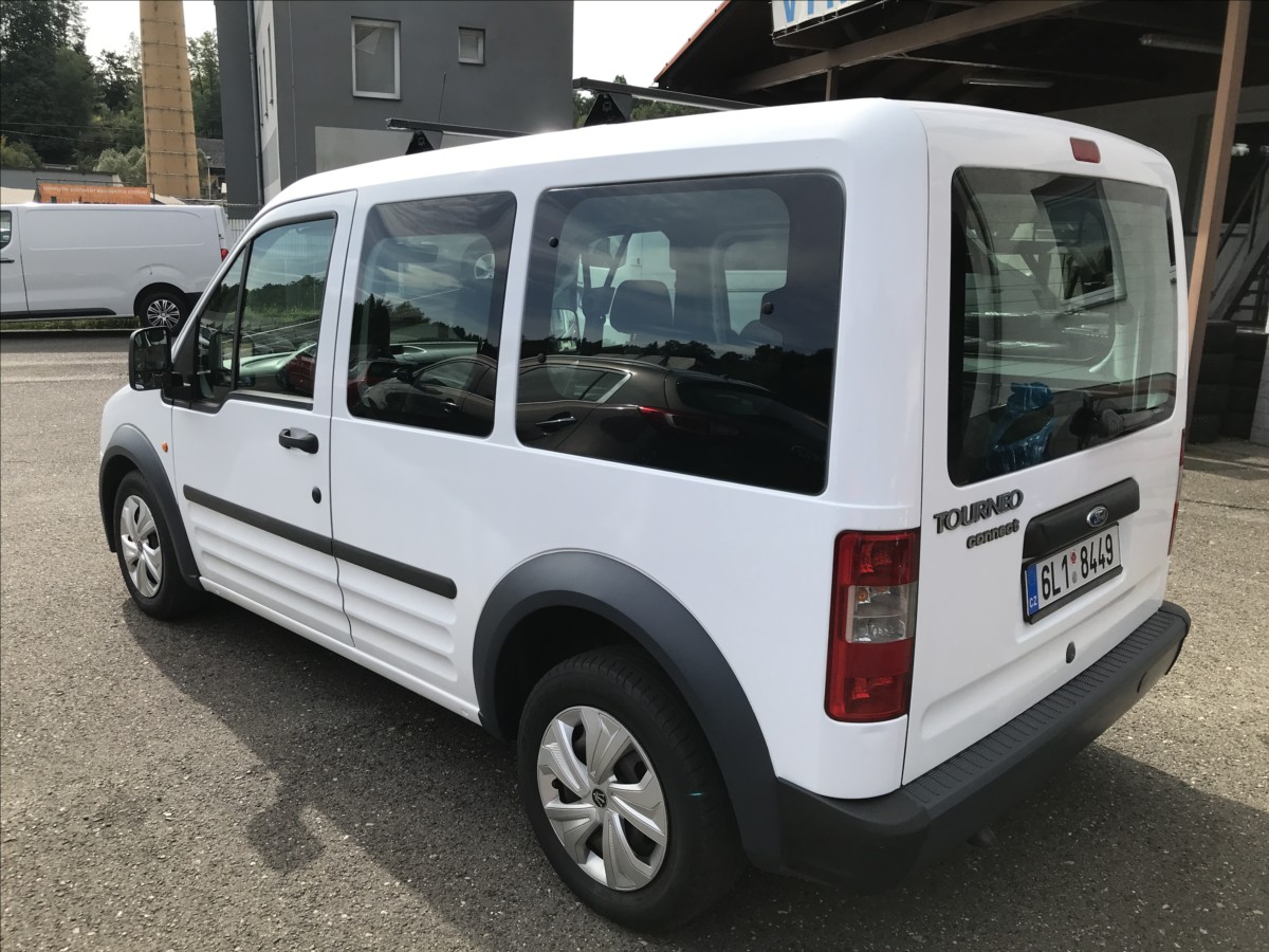 ford-tourneo-connect-1-8-tdci-66kw-4dv-5mist - 5