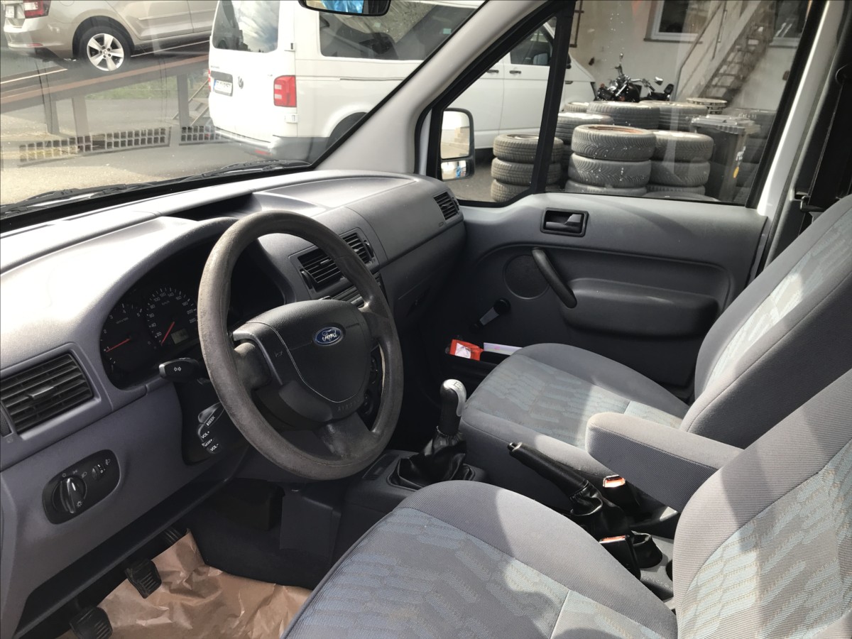 ford-tourneo-connect-1-8-tdci-66kw-4dv-5mist - 7