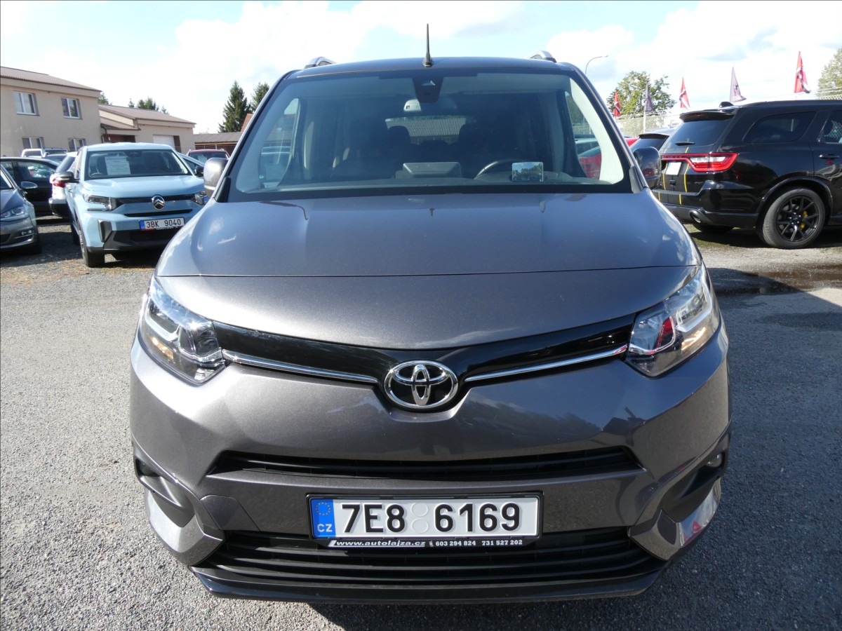 toyota-proace-city-verso-1-2-t-96kw-long-7-mist-at8-cr - 1
