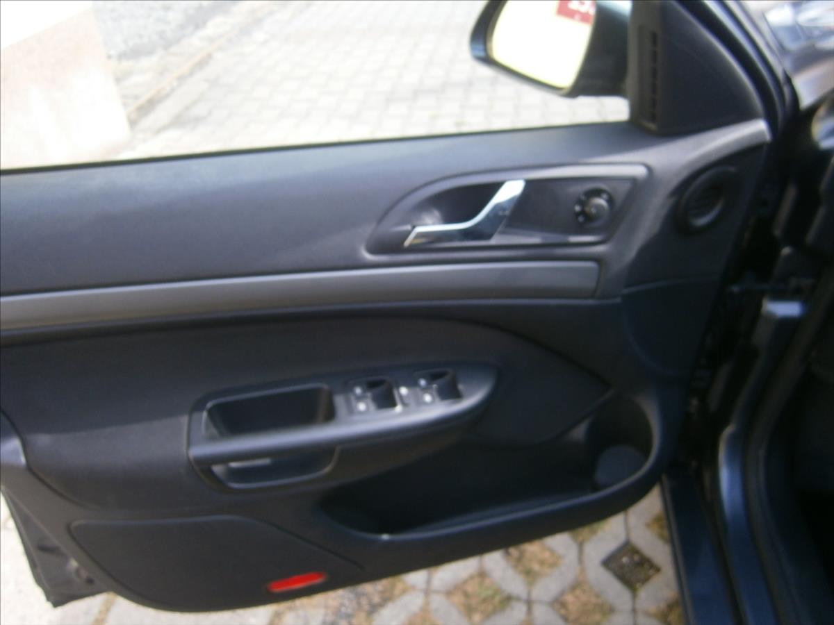 skoda-octavia-1-6-i-85-kw-klima - 6