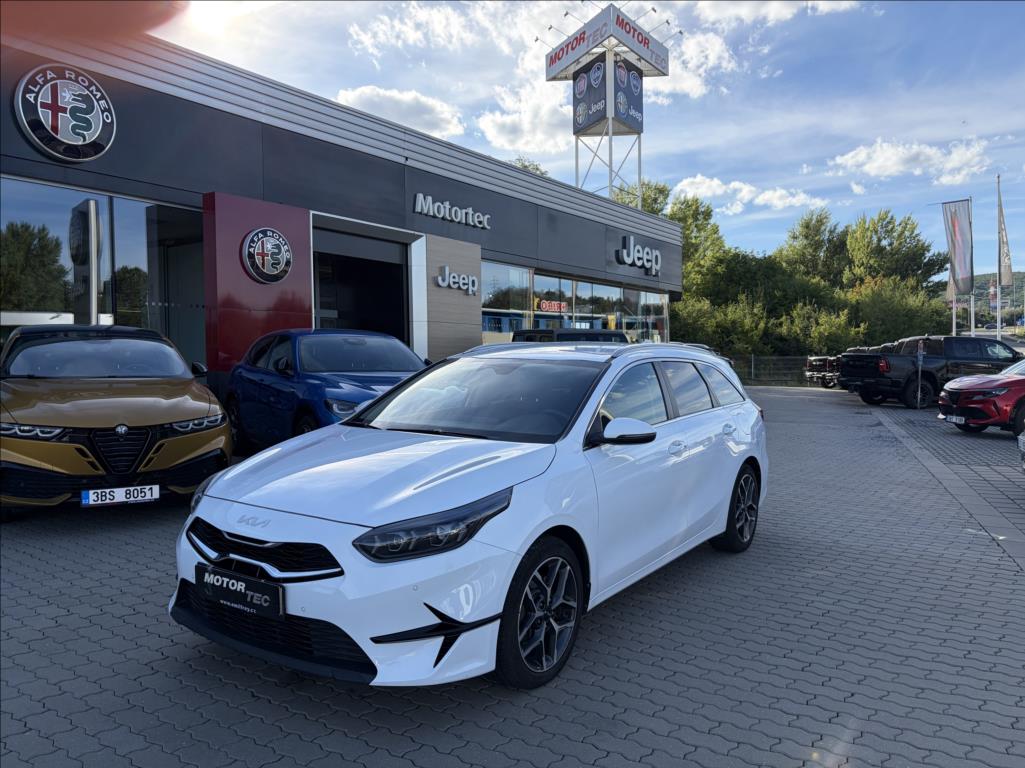 Kia Ceed 1,5 T-GDi 7DCT TOP + BUS