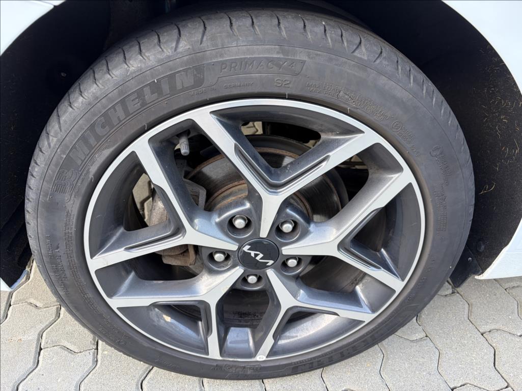 kia-ceed-1-5-t-gdi-7dct-top-bus - 8