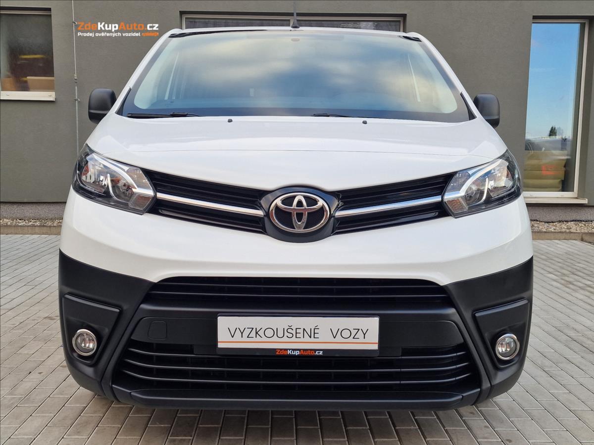 toyota-proace-verso-1-5-d-4d-8-mist-cr-1-majitel - 3