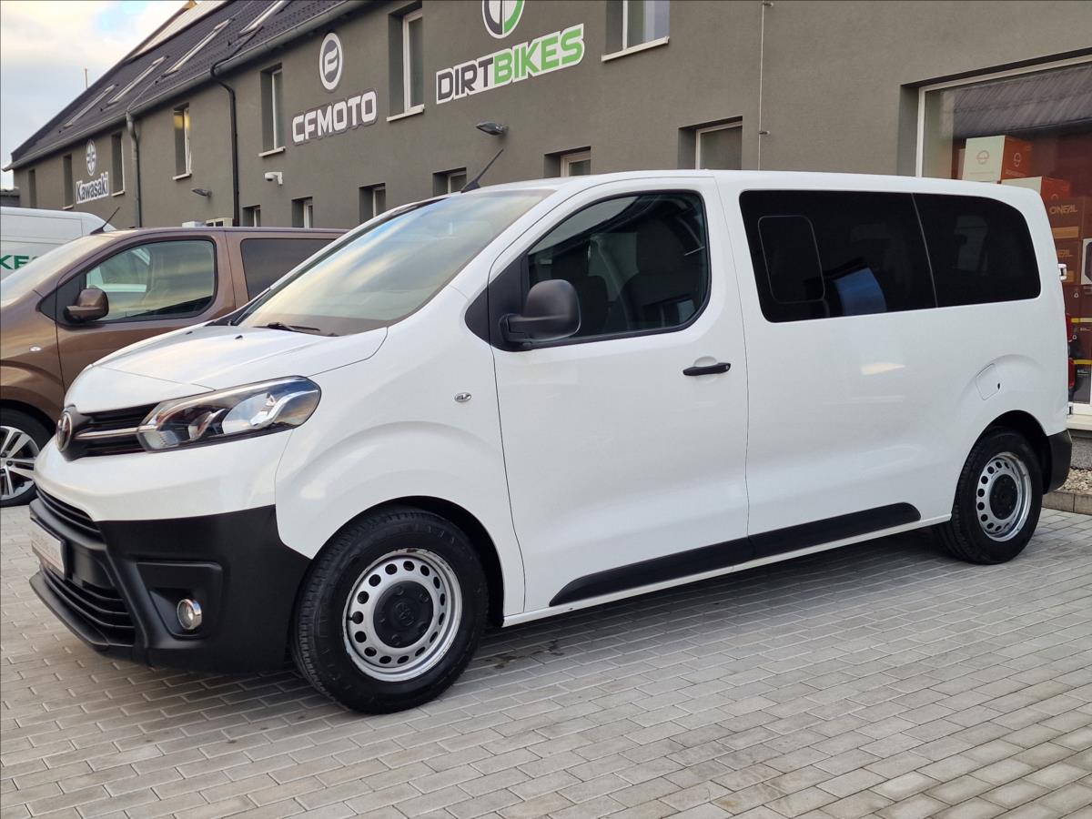 toyota-proace-verso-1-5-d-4d-8-mist-cr-1-majitel - 5