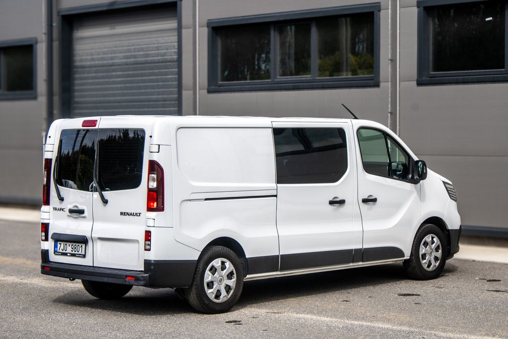 renault-trafic - 4