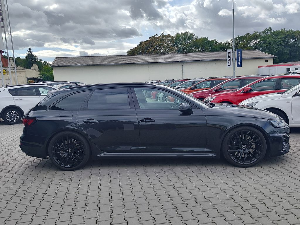 audi-rs-4-2-9-tfsi-331kw-rs-dynamic-paket - 3