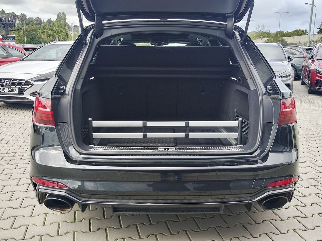 audi-rs-4-2-9-tfsi-331kw-rs-dynamic-paket - 8