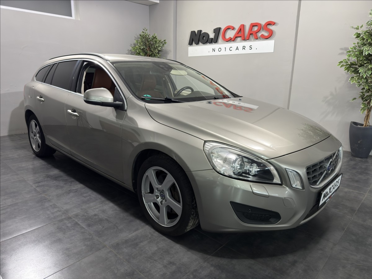 volvo-v60-2-0-t5-177kw-summum-xenon - 1
