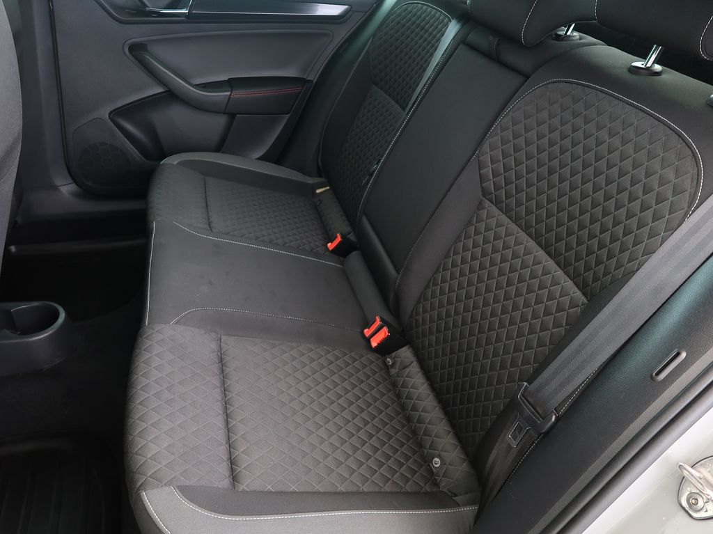 skoda-rapid-1-0-tsi-81kw-monte-carlo-dsg-cz - 9