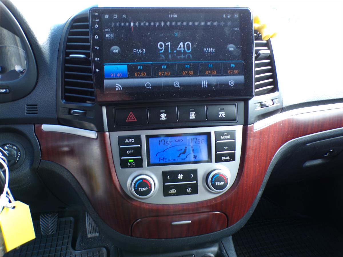 hyundai-santa-fe-2-2-crdi-7-mist-tazne-zarizeni - 8