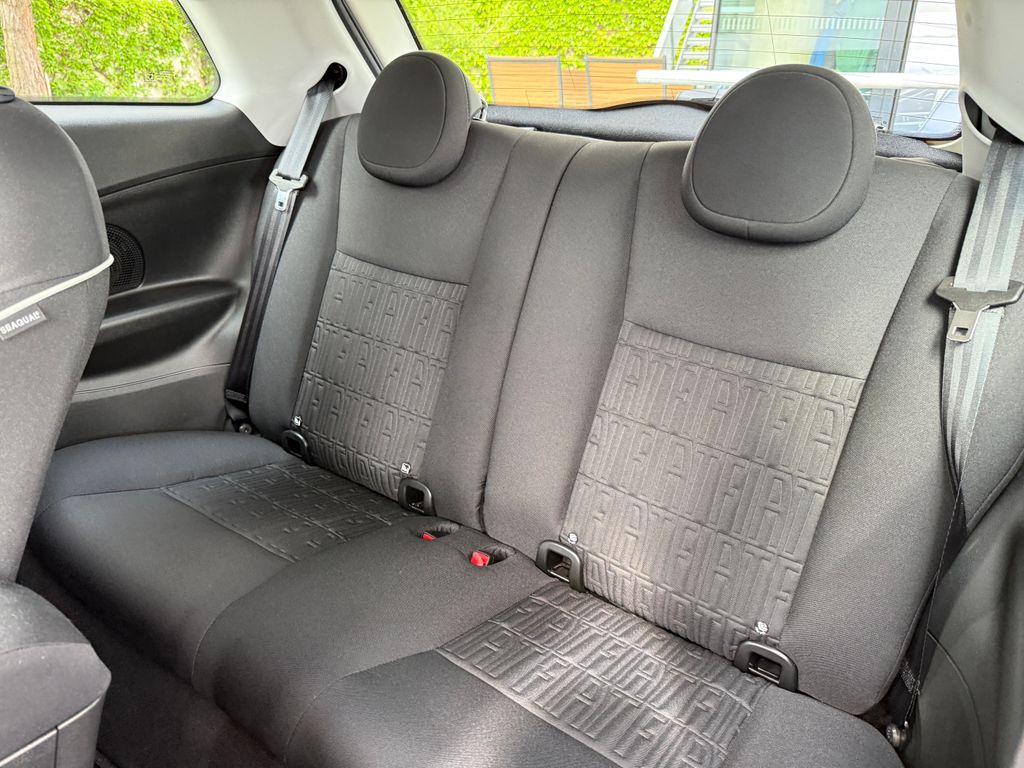 fiat-500-icon-42-kwh-kamera-rezervace - 9