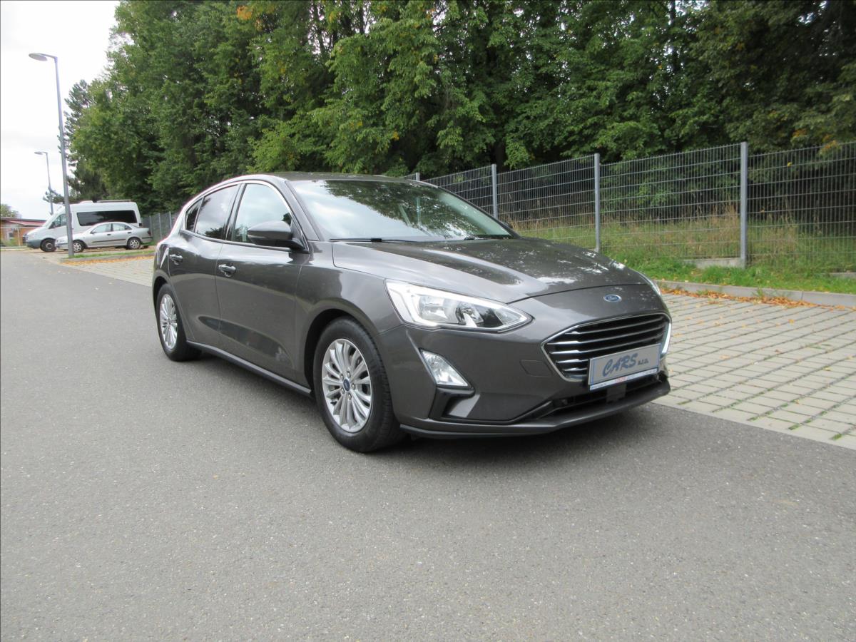 ford-focus-1-0-i-vyhr-sed-vol-okn-navi-nove-v-cr - 4