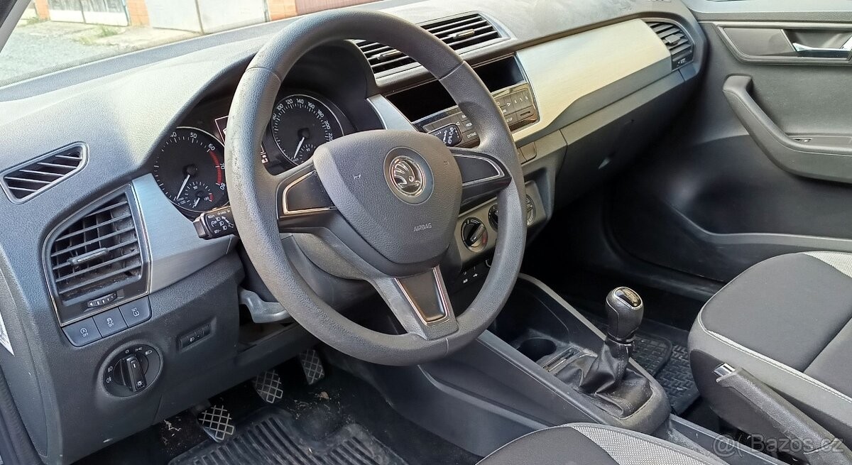 skoda-fabia-1-0-mpi-44-kw-2015-42-tis-km - 3
