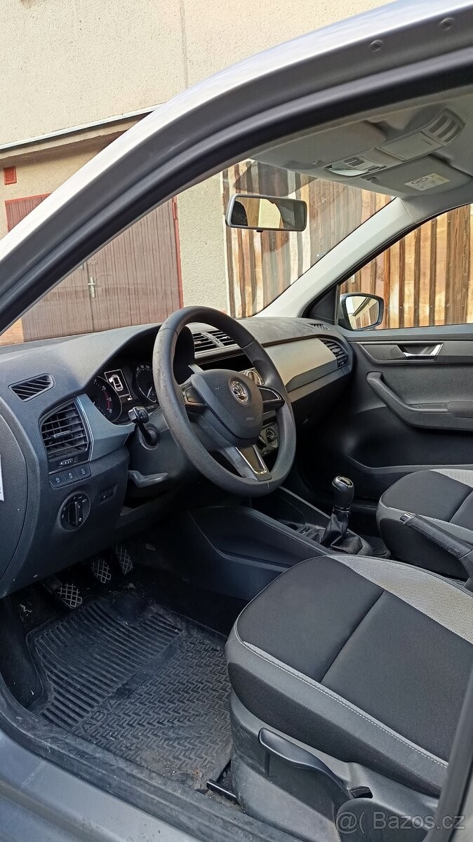 skoda-fabia-1-0-mpi-44-kw-2015-42-tis-km - 9