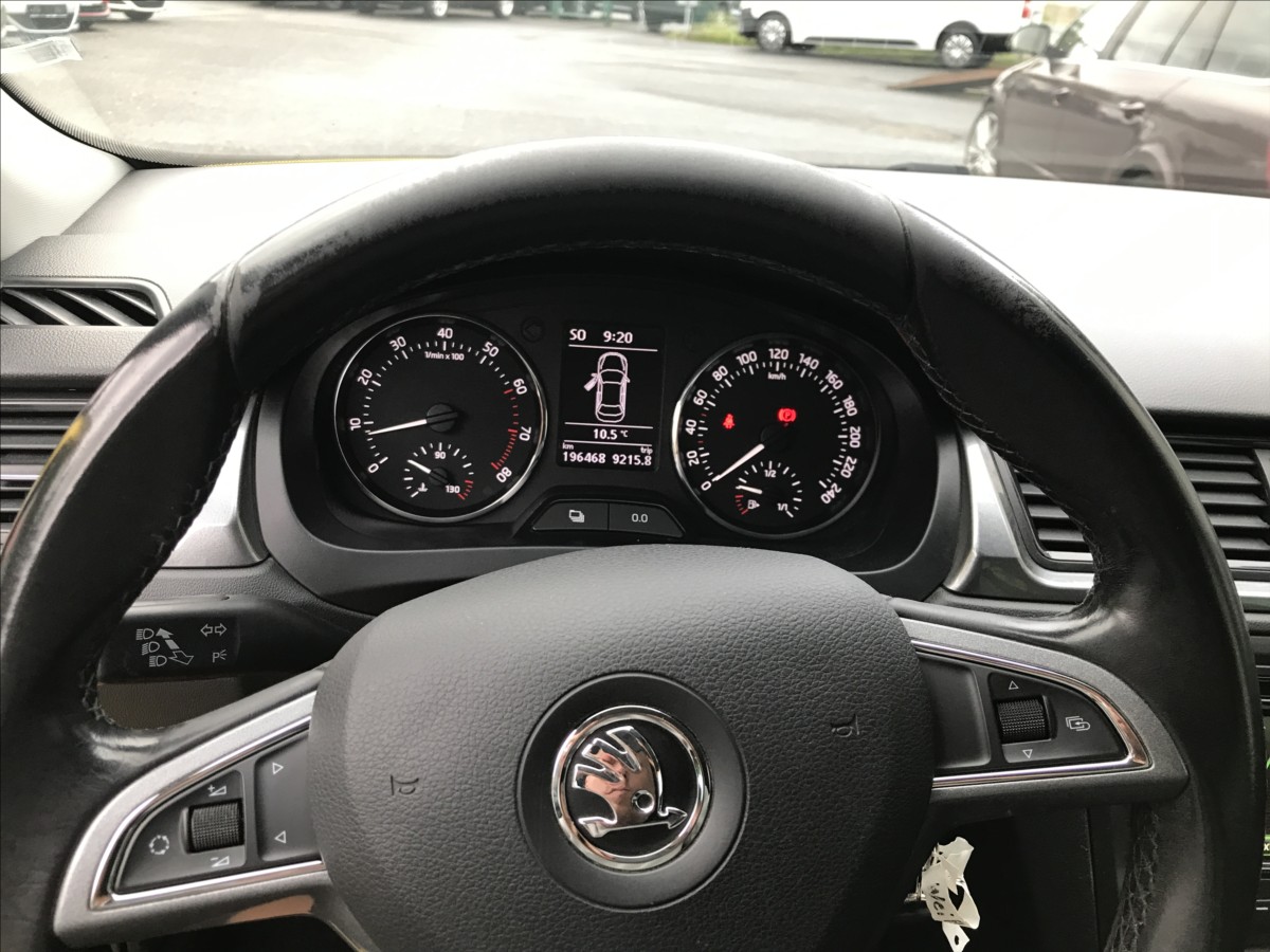 skoda-rapid-1-2-tsi-77kw - 9