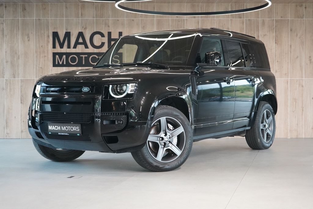 Land Rover Defender 110 D300 X-Dynamic SE