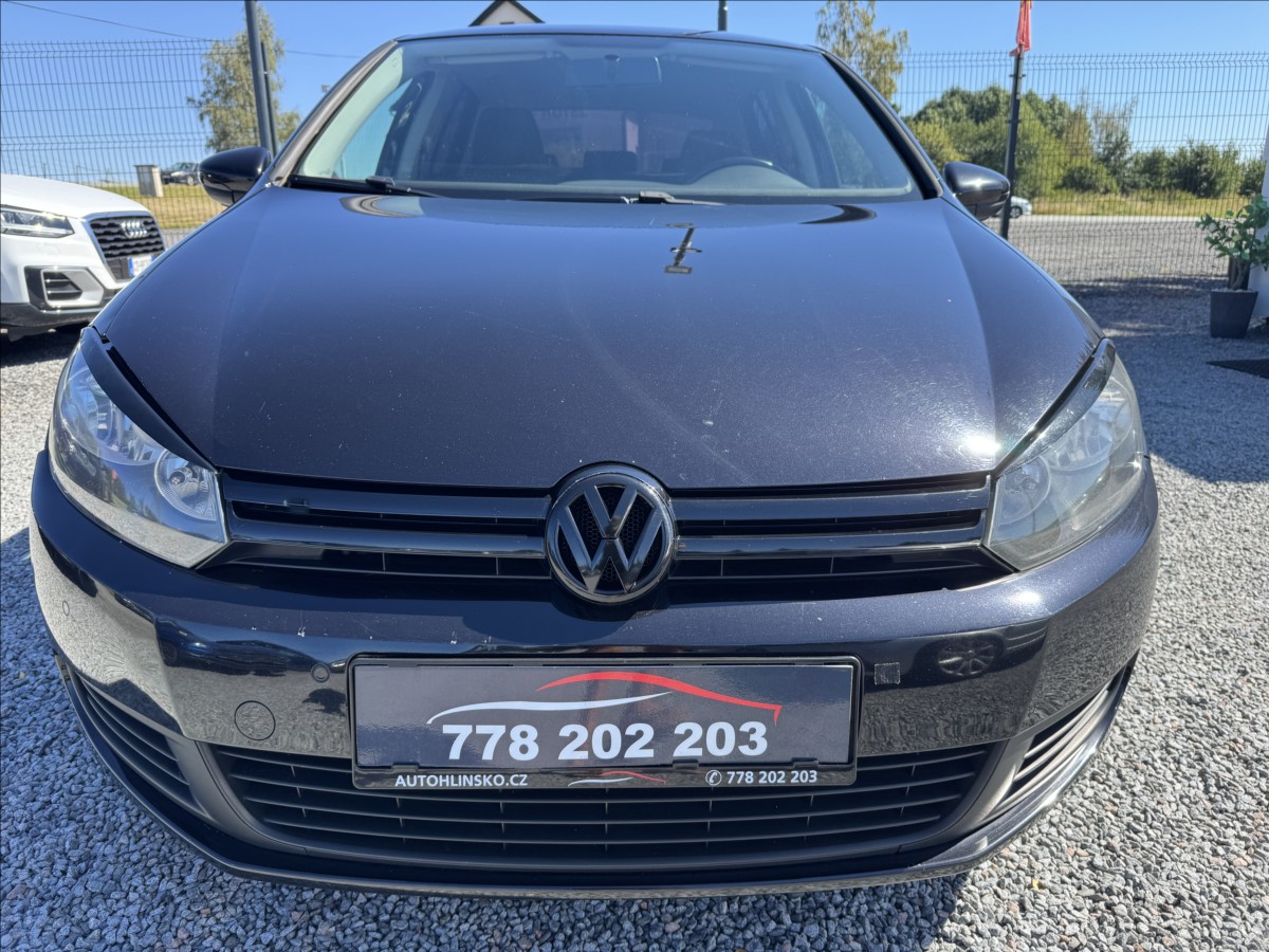 volkswagen-golf-2-0-tdi-81-kw-bez-koroze - 1
