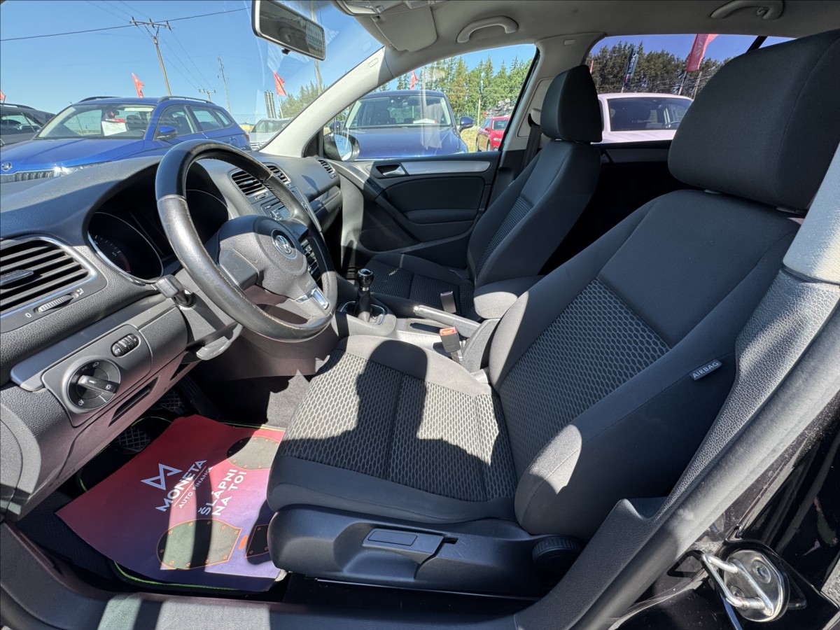 volkswagen-golf-2-0-tdi-81-kw-bez-koroze - 9