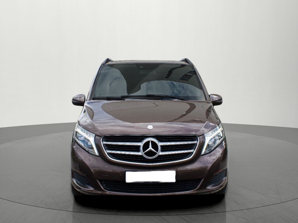 mercedes-benz-tridy-v-v-220-d-long-avantgarde - 2