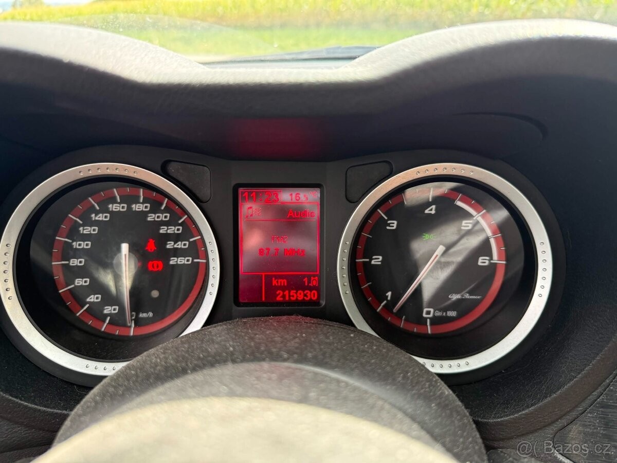 alfa-romeo-159-159-sportwagon-rok-2011 - 4