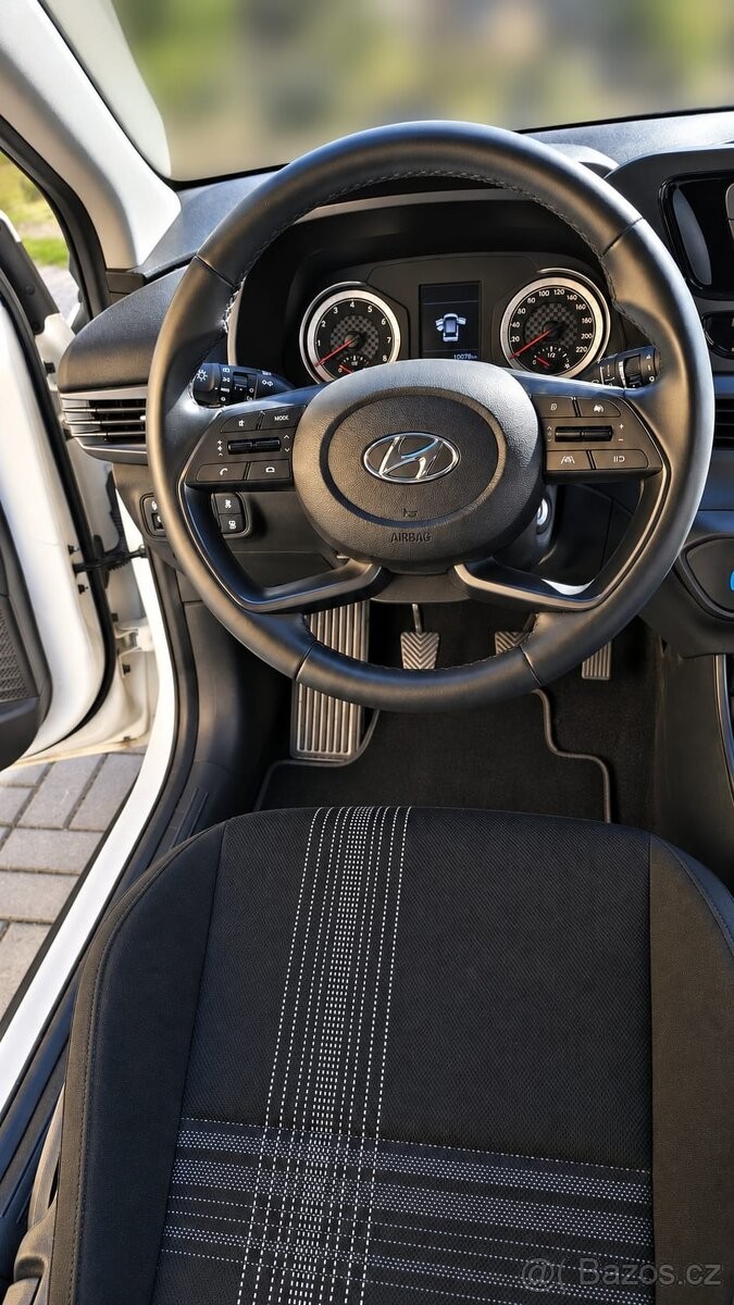 hyundai-bayon-1-2-62-kw-39-000-km-2-majitel - 5
