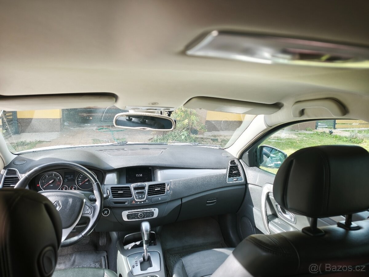renault-laguna-2-0-dci-grandtour - 5