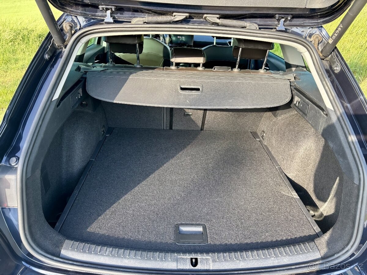seat-leon-1-5-sportstourer-xcellence - 9
