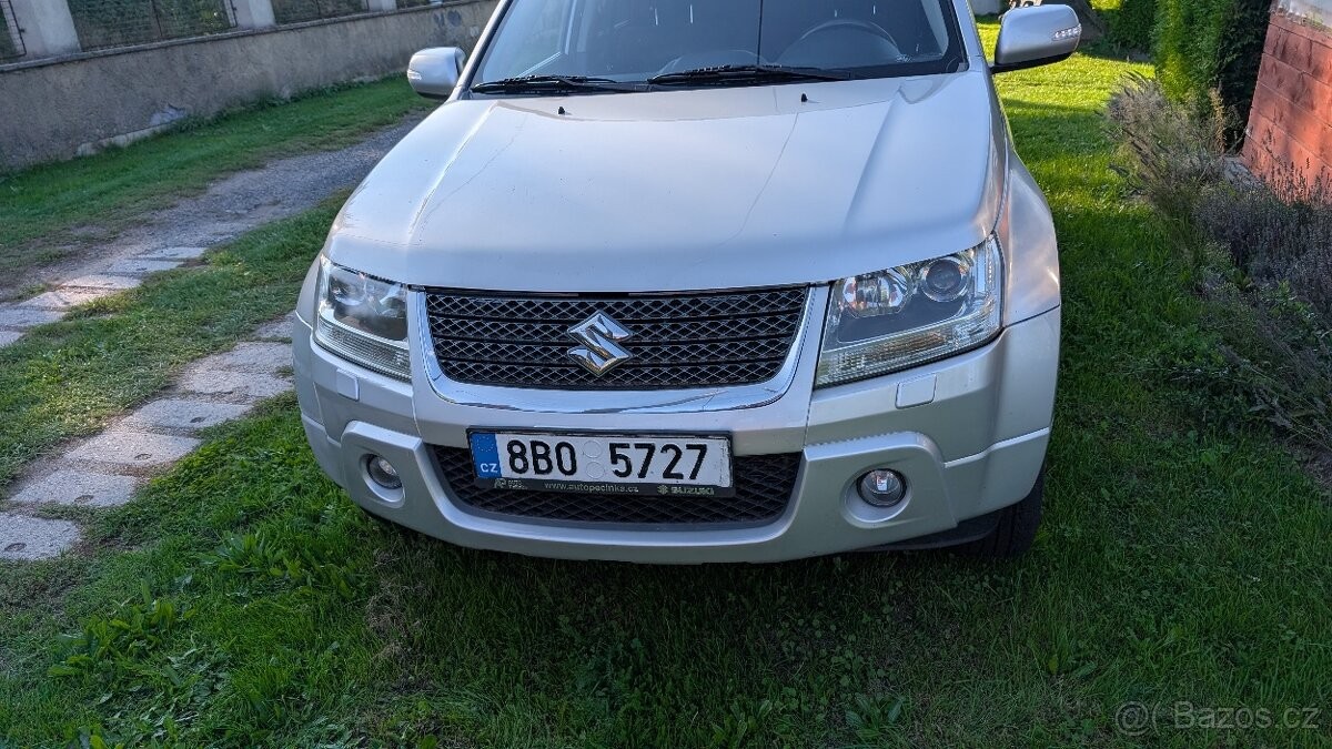 Suzuki Grand Vitara 2,4   JLX-ES 4×4, manuál, ČR