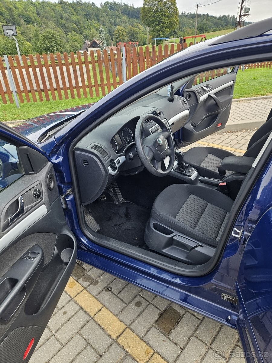 skoda-octavia-1-8-tsi-4x4-118kw-2010-tazne - 7