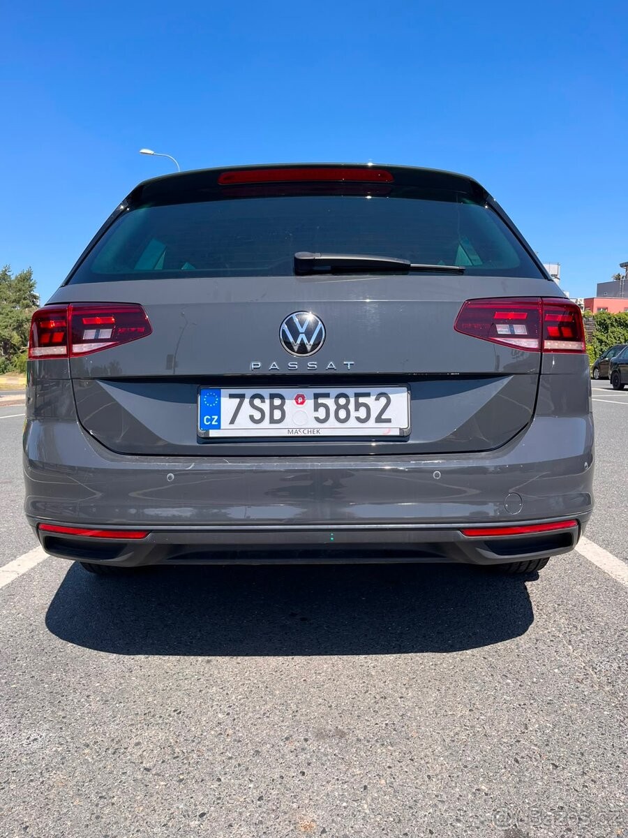 volkswagen-passat-2-0-tdi-dsg-12-2021 - 1