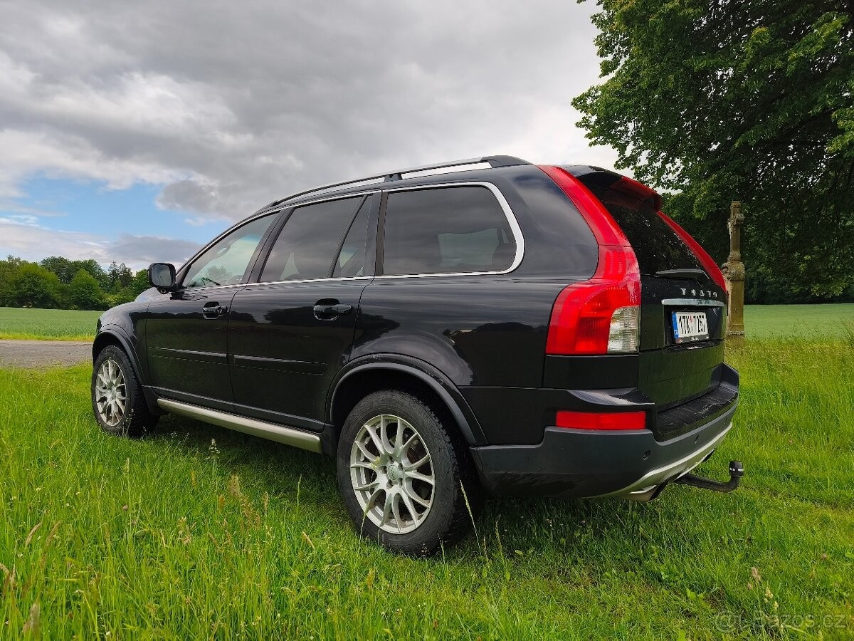 volvo-xc90-2-4-d5-120-kw-awd-7-mist - 5