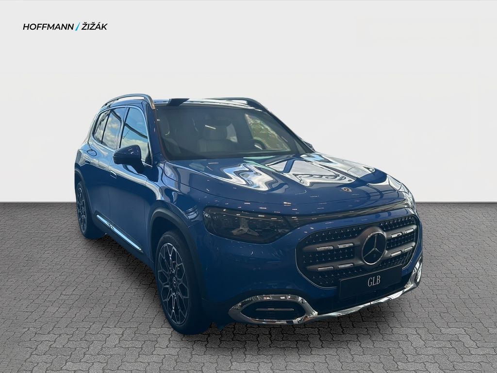 mercedes-benz-glb-200 - 1
