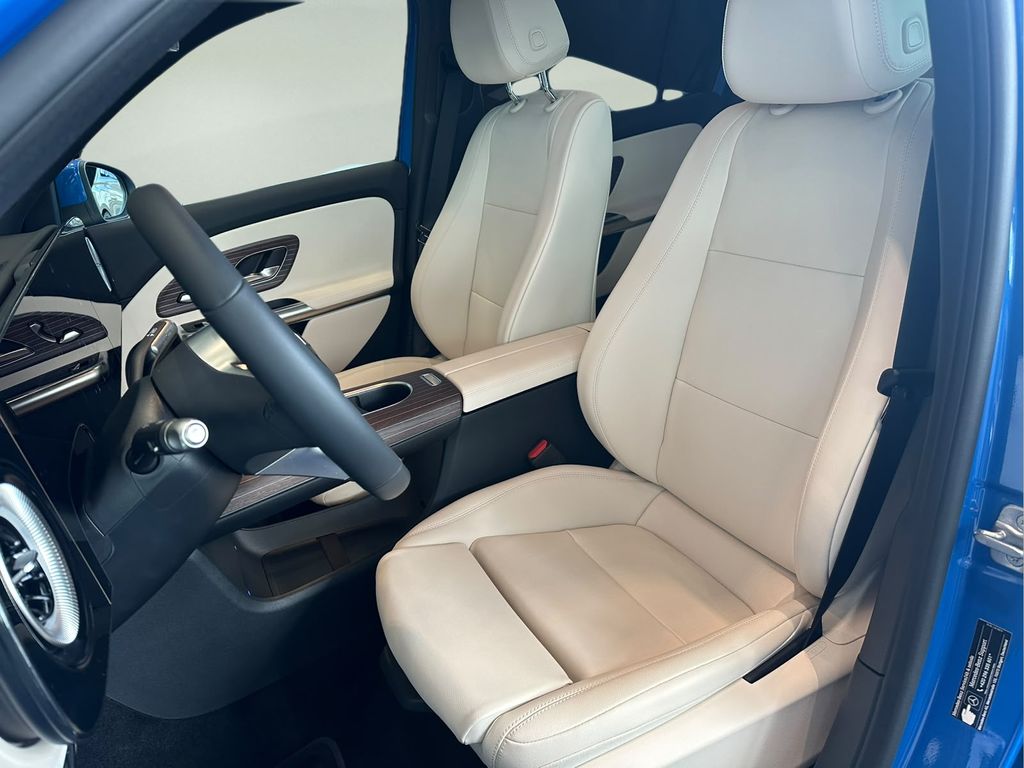 mercedes-benz-glb-200 - 6