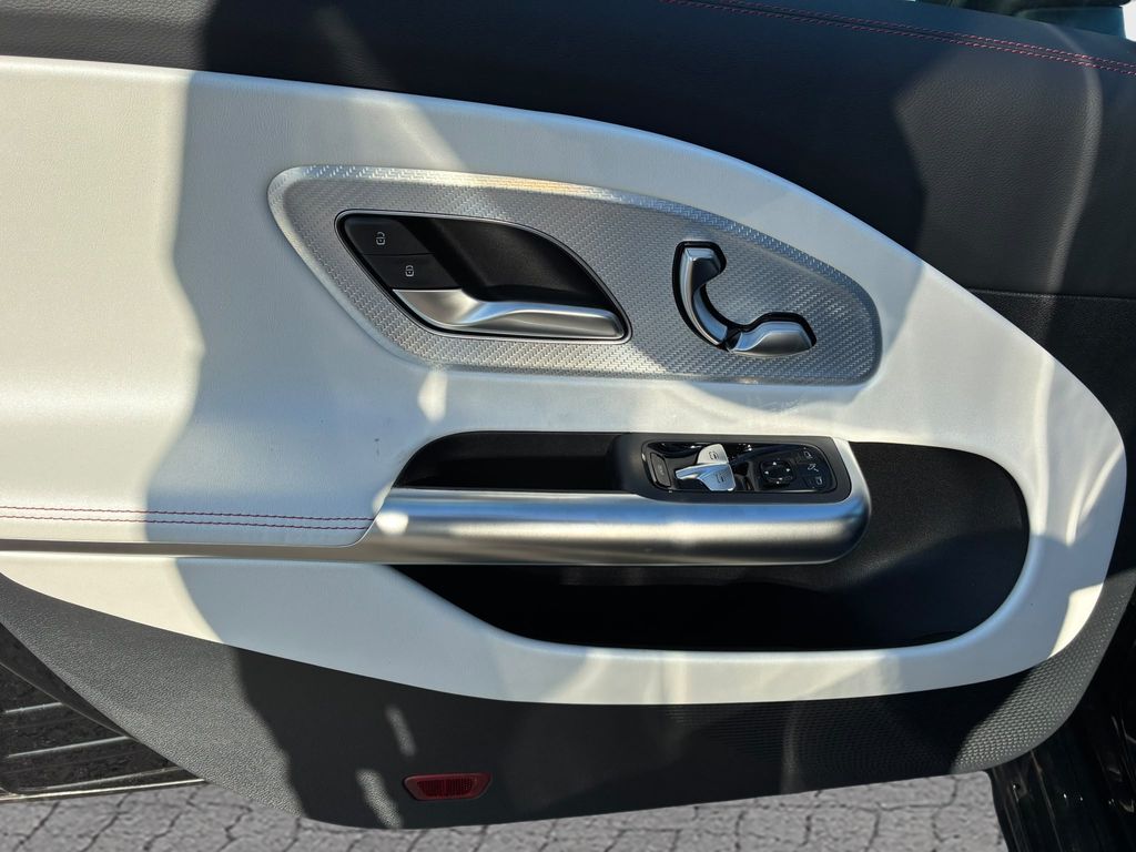 mercedes-benz-220-4matic - 8