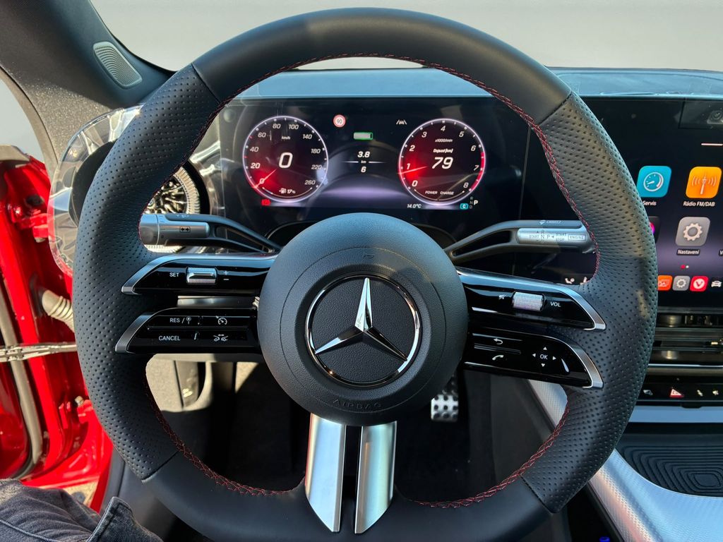 mercedes-benz-cla-200 - 9