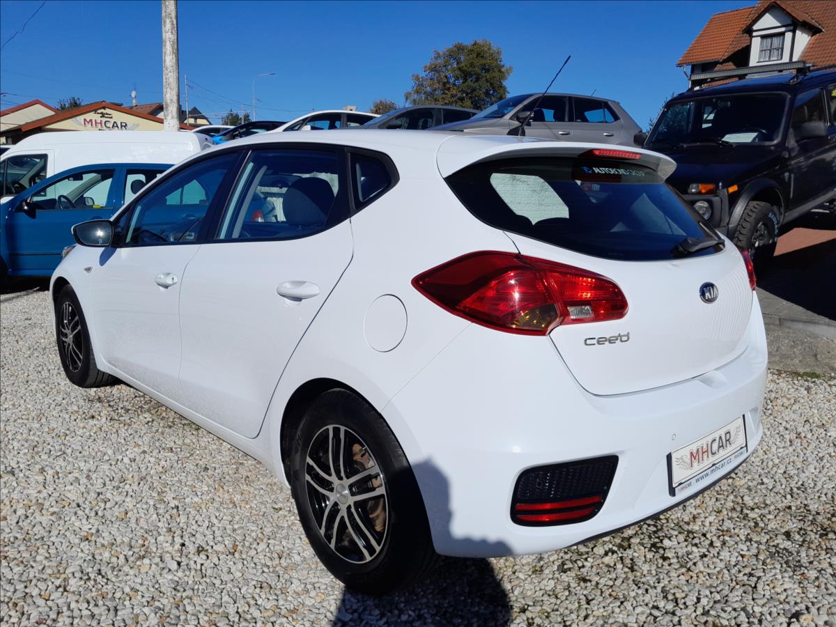 kia-ceed-1-6i-99kw - 4