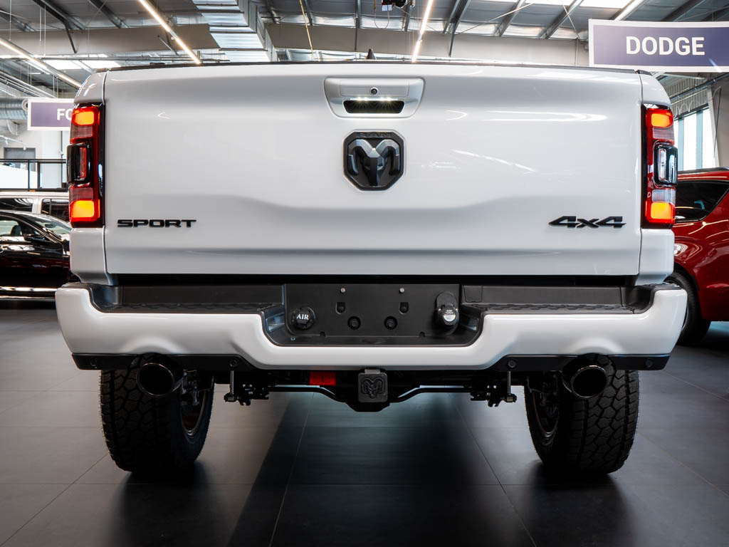 dodge-ram-5-7-etorque-sport-lift-edition - 3