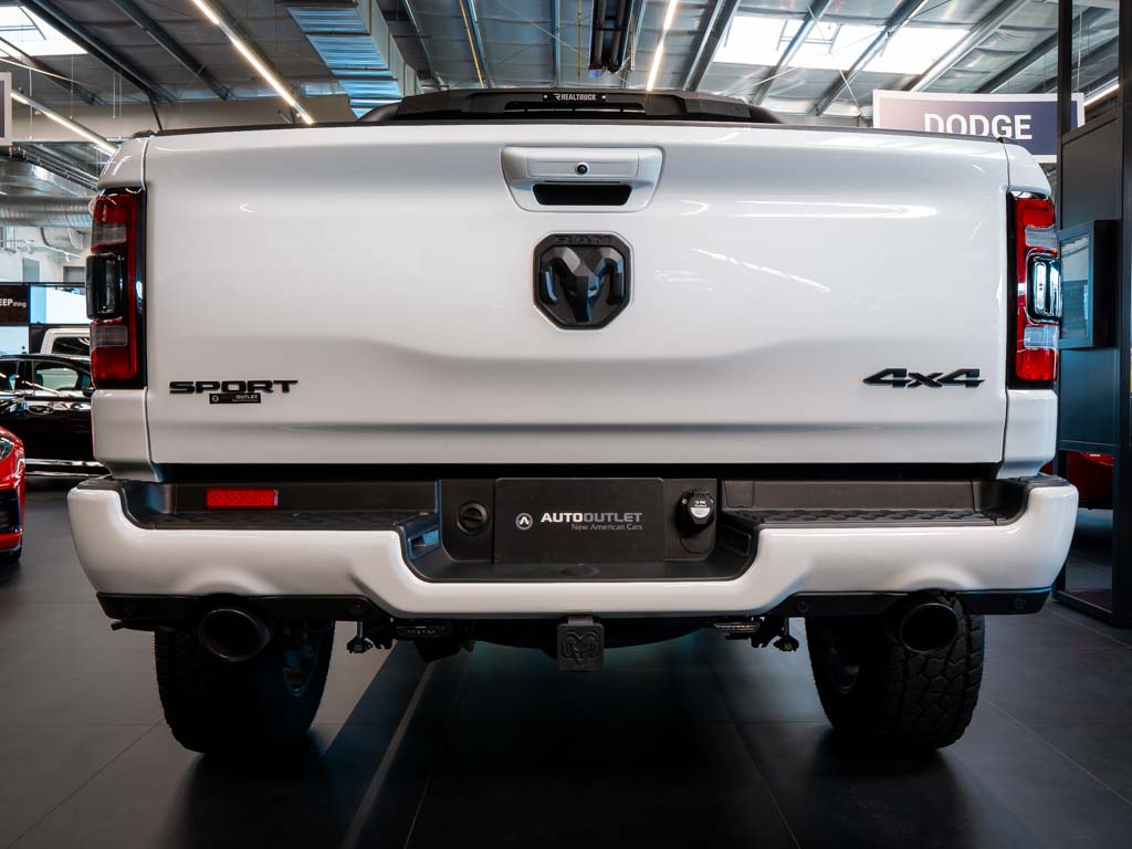 dodge-ram-5-7-hemi-v8-sport-lift-edition - 2